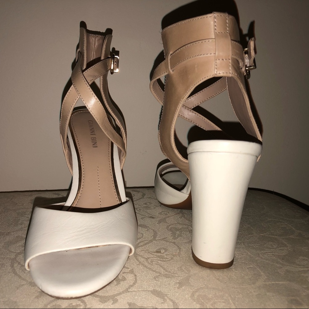 Gianni Bini Heels- White/Beige w/ Gold Clasp